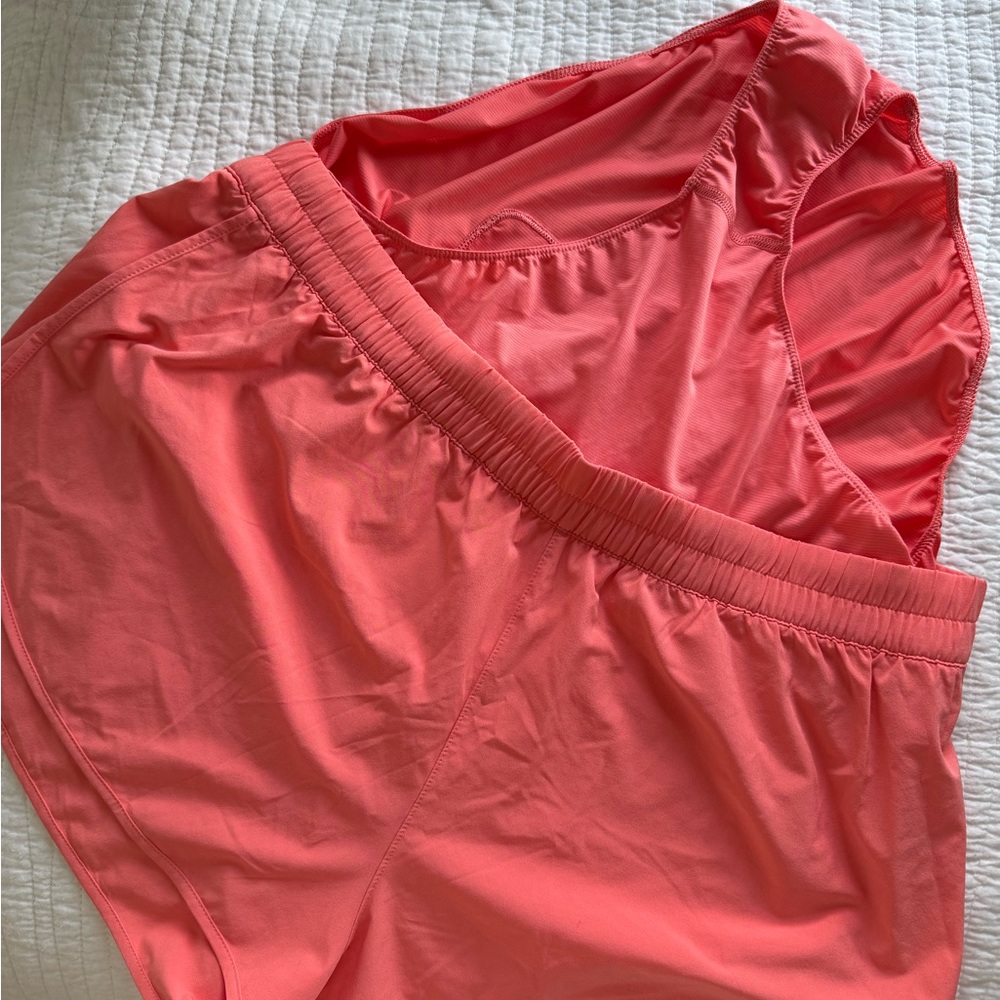 Athleta Coral Athletic Speedwork Running Shorts Large - Picture 13 of 14